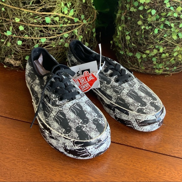 *SOLD* VANS OPENING CEREMONY EDITION - Picture 2 of 9